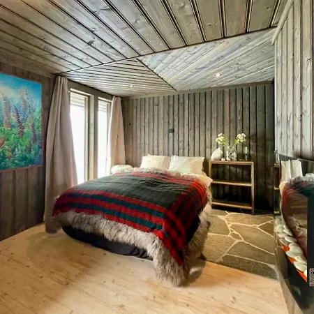 Σπίτι διακοπών Cozy Mountain In With Stunning Views Flå